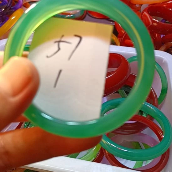 玛瑙/玉髓手镯未镶嵌