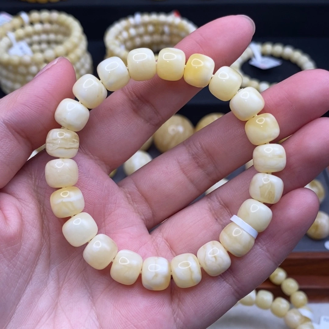 蜜蜡未镶嵌珠宝奇石9.5