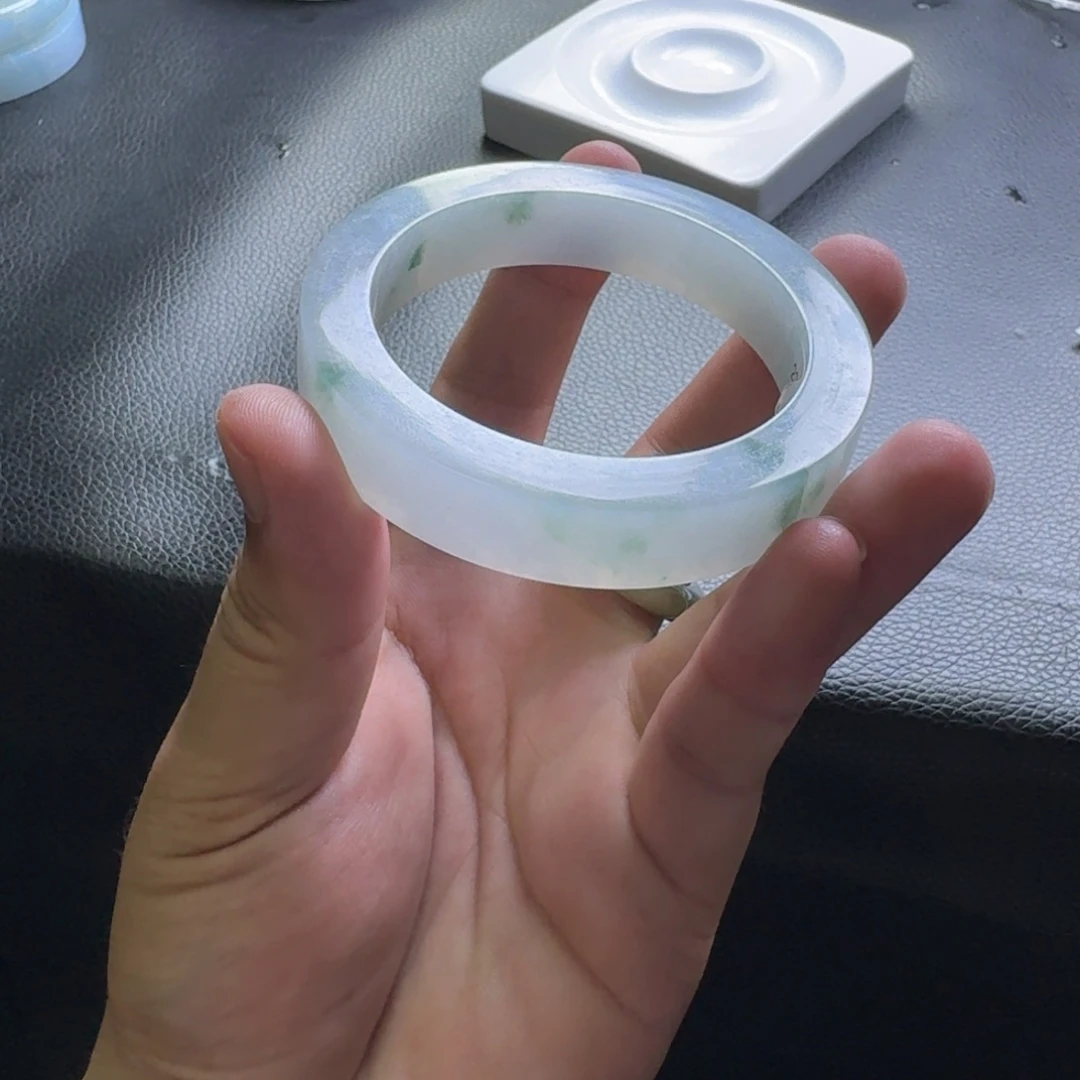 未镶嵌手镯定制翡翠白冰冰飘花起光