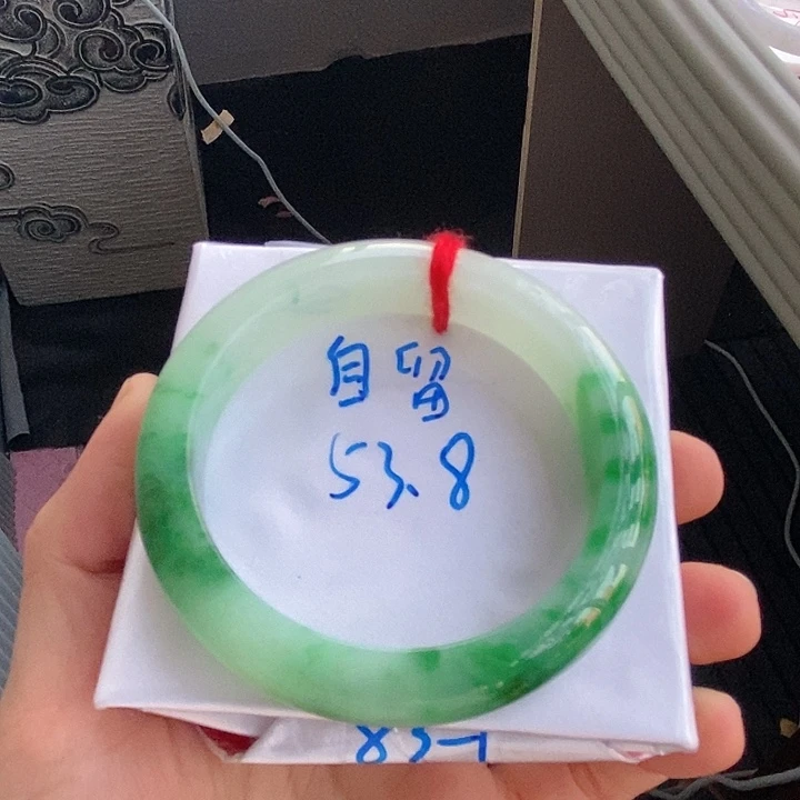 翡翠手镯未镶嵌25飘花半山半水25