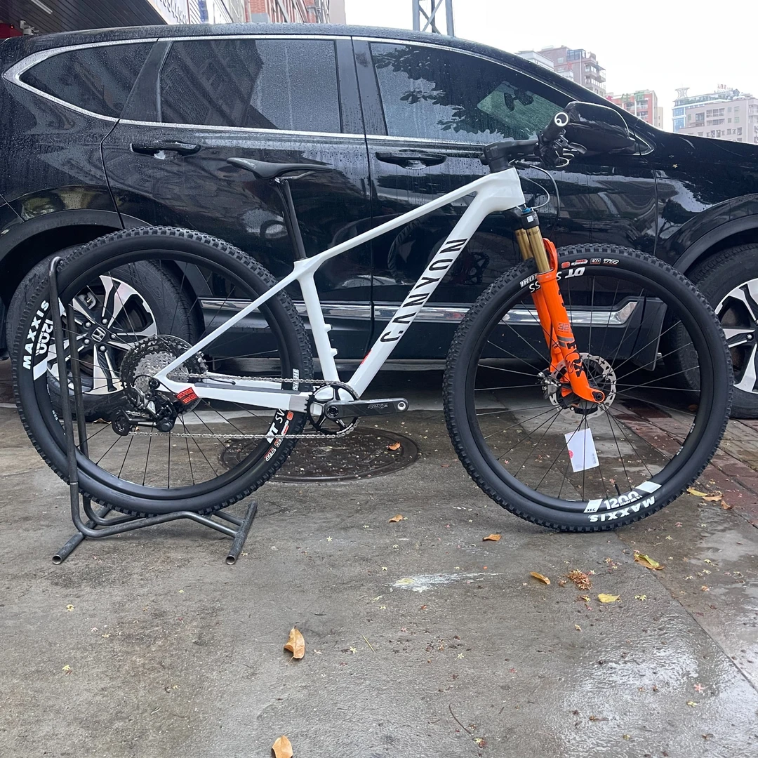 CANYON Exceed CF SLX MVDP整車 (XTR12s DT XRC Fox F-S 32SC)