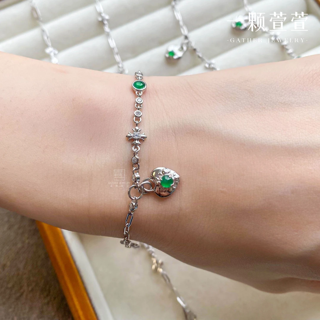 【一轮心动】一颗萱萱天然翡翠银镶爱心蛋面手链320497气质轻奢百搭