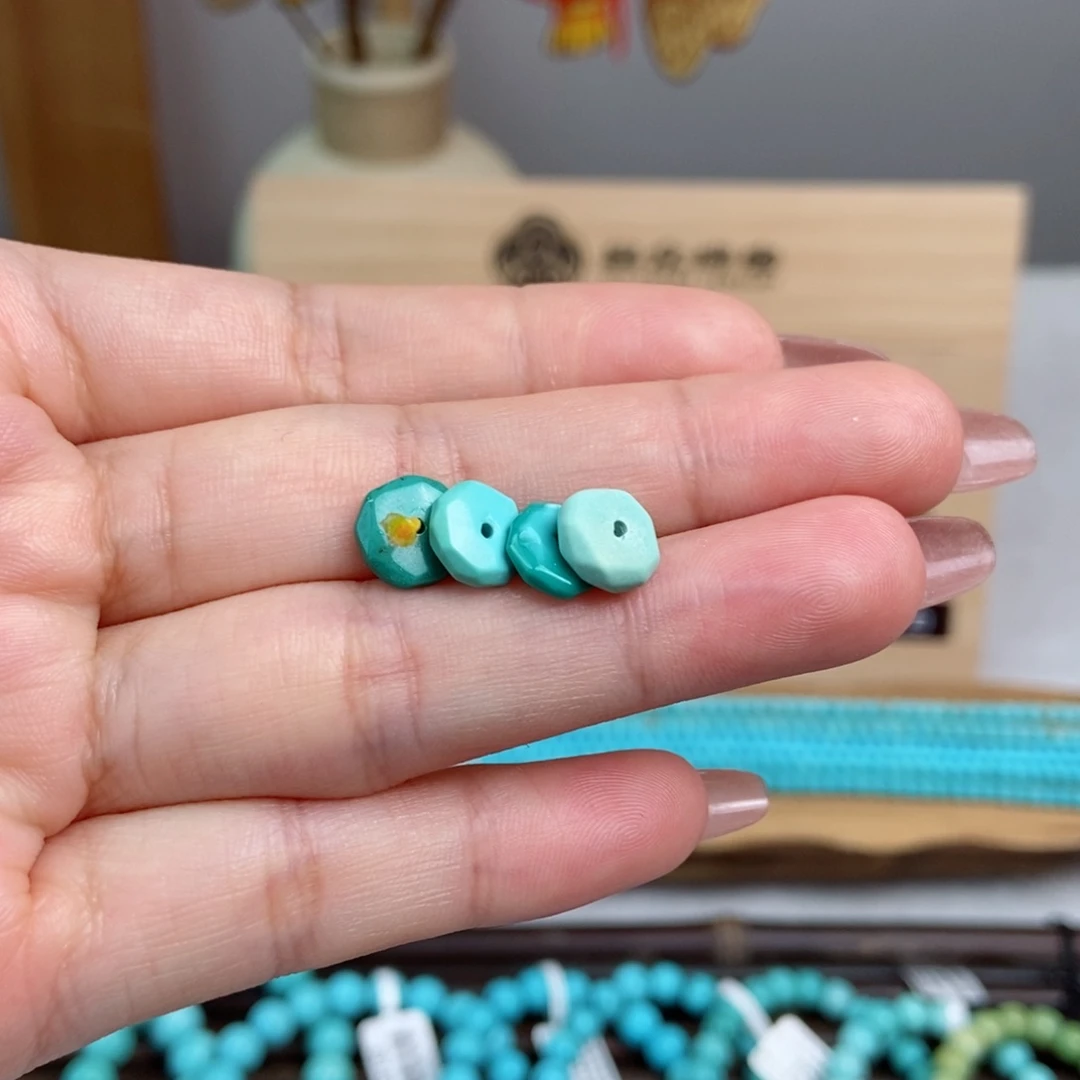 绿松石雕刻未镶嵌