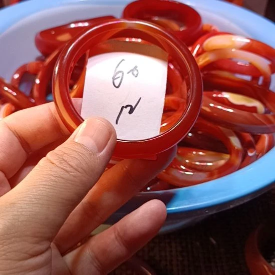 玛瑙/玉髓未镶嵌手镯