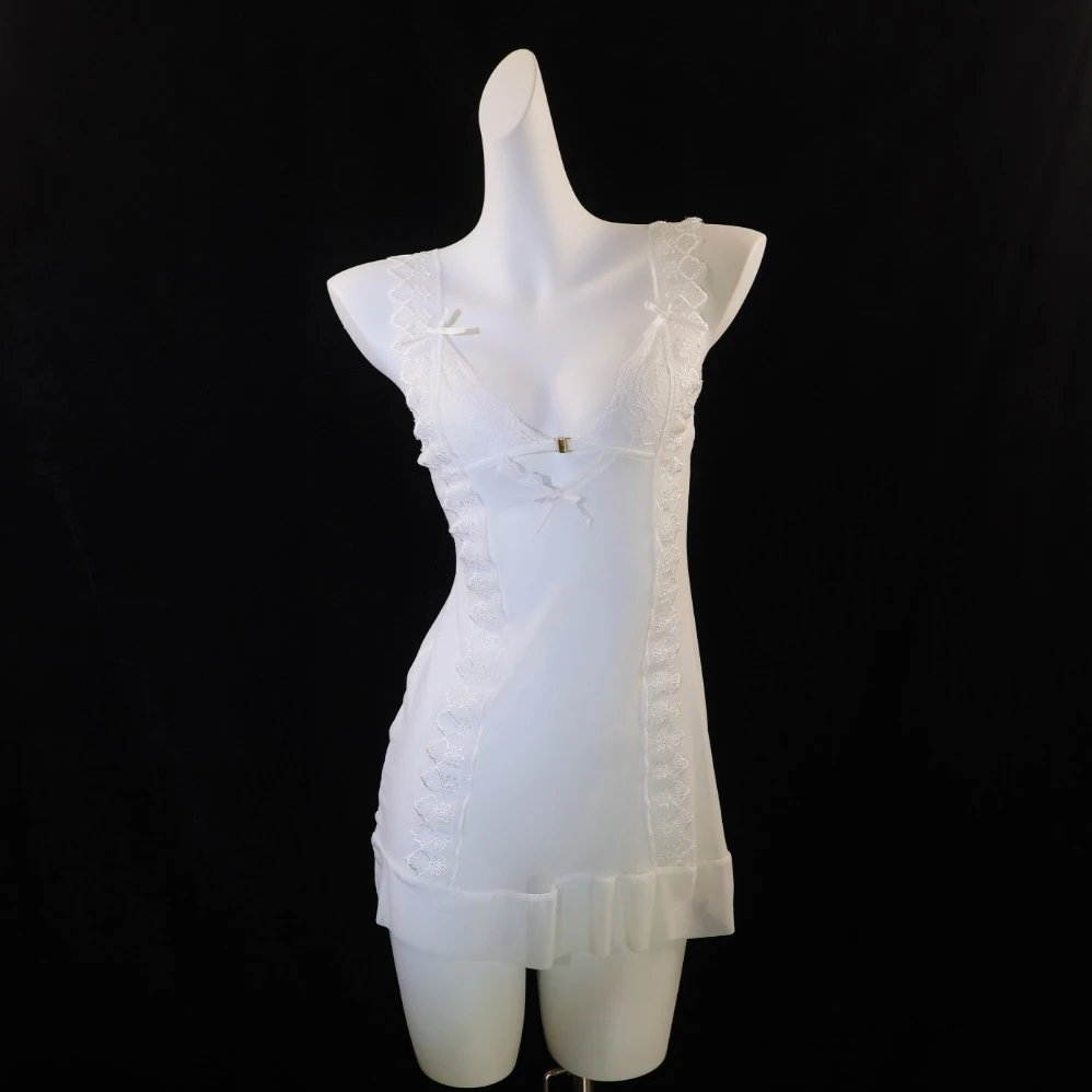 Veiled Stitch|法式蕾丝睡裙
