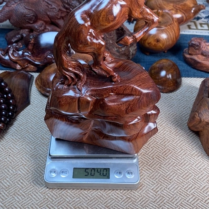 用***7黄花梨/降香黄檀把件