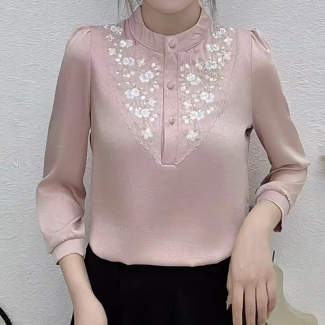 2025春夏新款女士衬衫百搭显瘦刺绣缎面七分袖衬衣女立领简约上衣