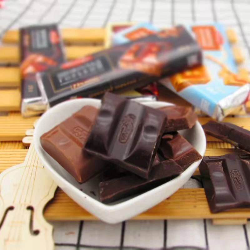 俄罗斯胜利牌黑巧克力72%纯可可代餐零食礼物25g