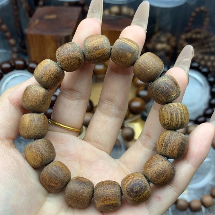 贡木喝****灬巴布亚13-14瘤疤星空毛珠