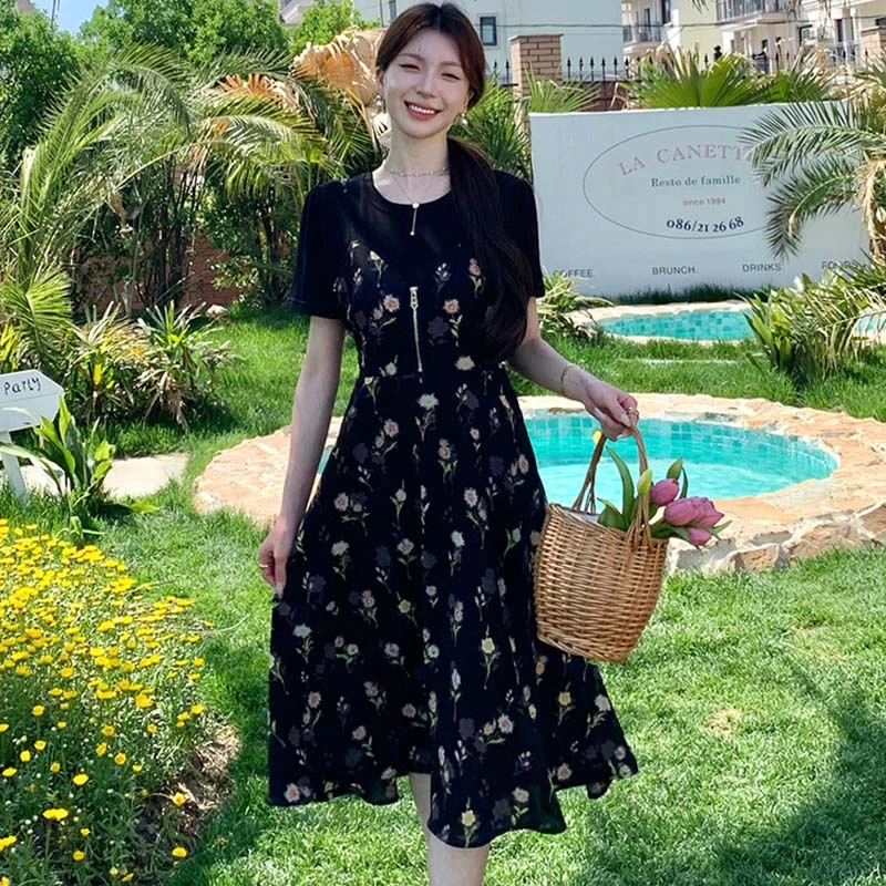 大码显瘦连衣裙女2025年夏季新款胖mm收腰复古拼接碎花裙子D2608