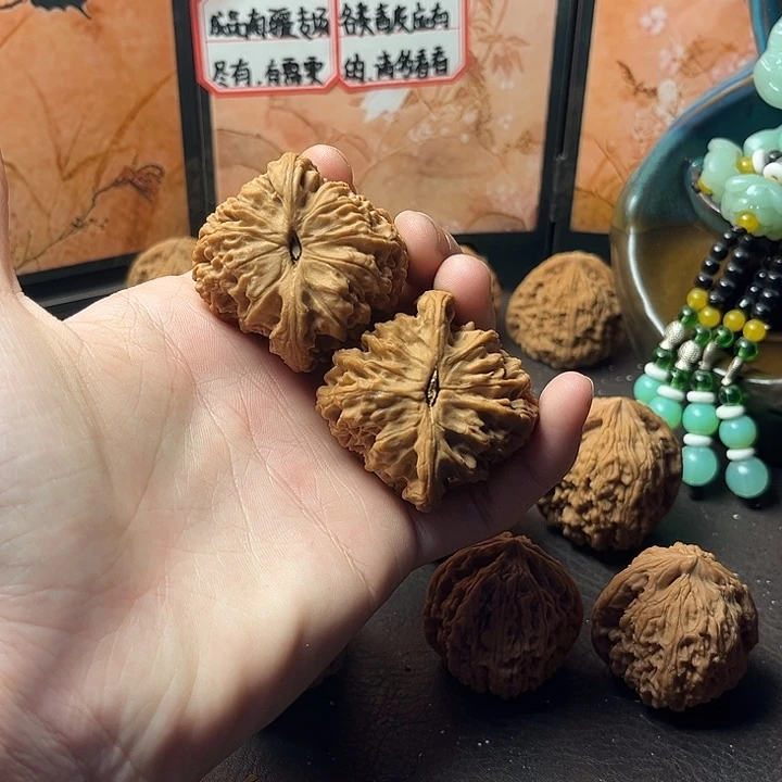 c***_吊坠文玩核桃南疆45