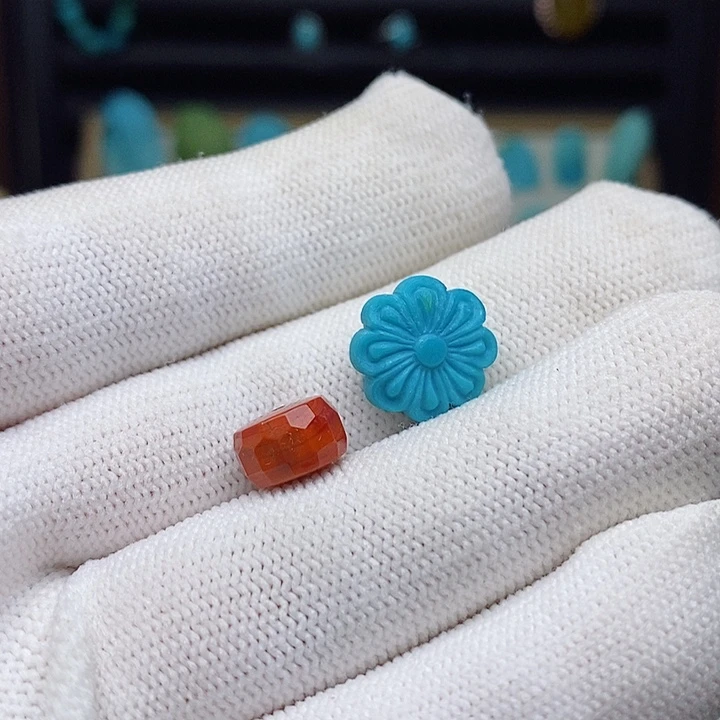 柠***哦南红玛瑙未镶嵌颈饰