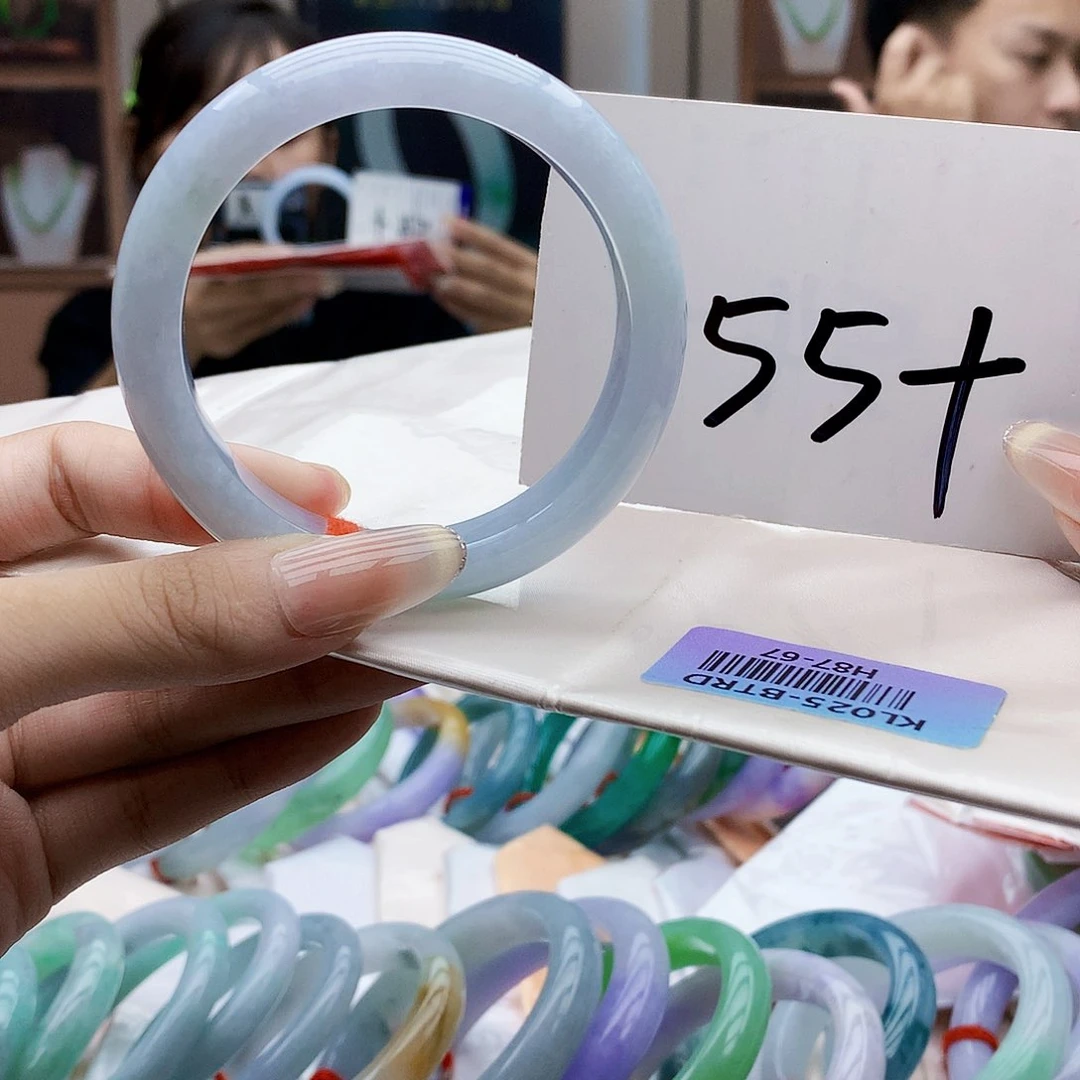 未镶嵌手镯翡翠vvvvv