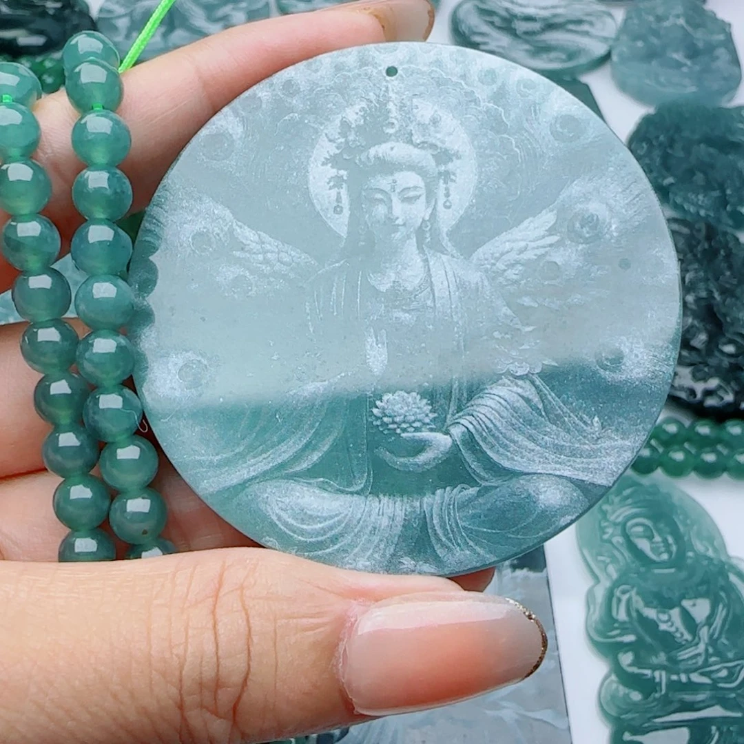 颈饰未镶嵌翡翠多样性发货天然的A货翡翠