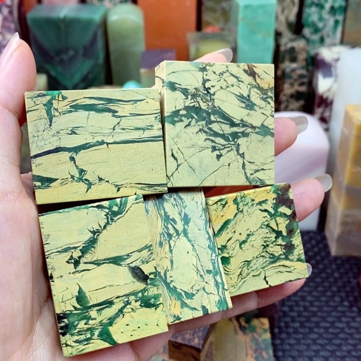 青田石印石红**典四川石头