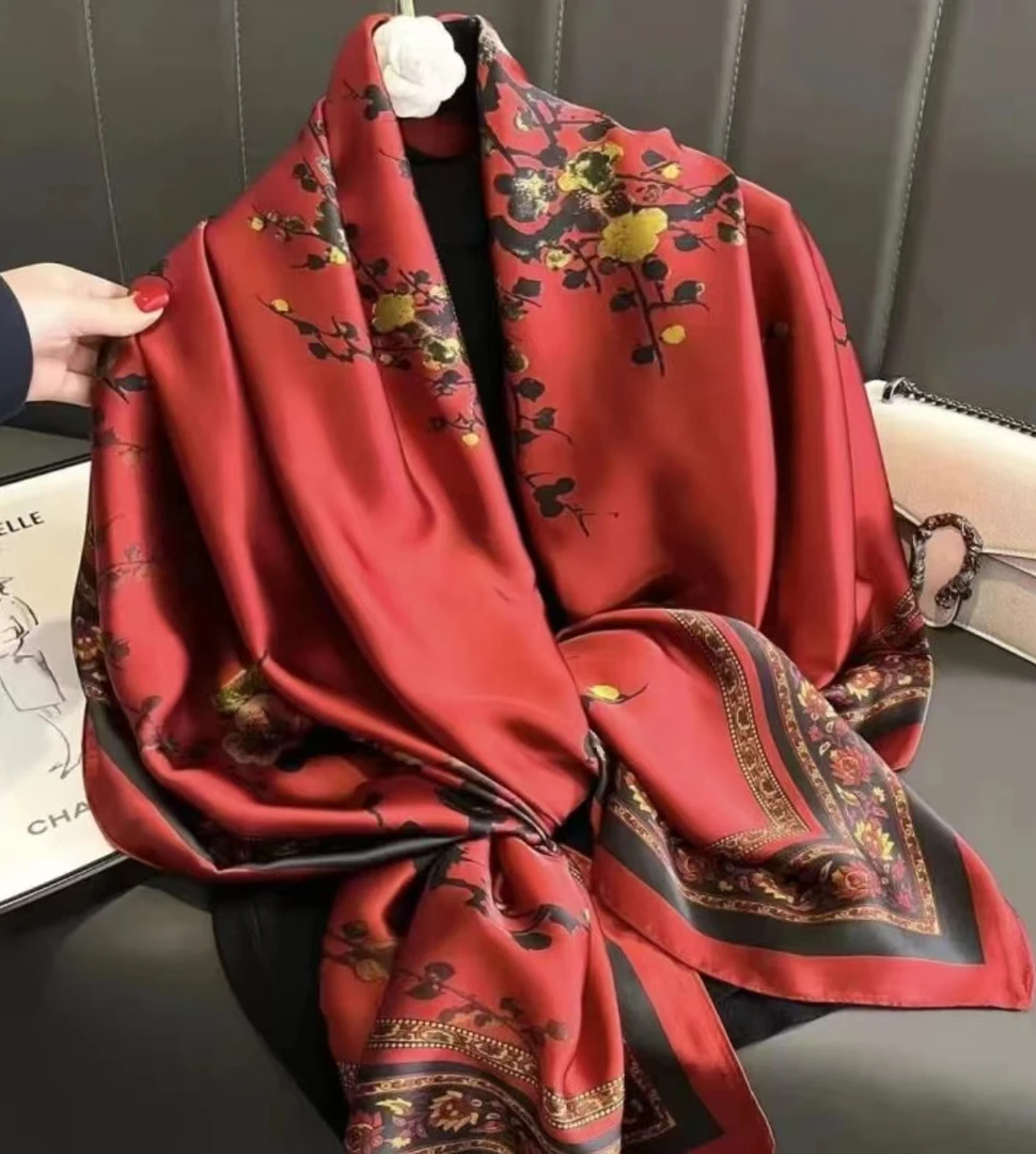 1-276梅香如故 丽景缎90x180左右丝巾长巾