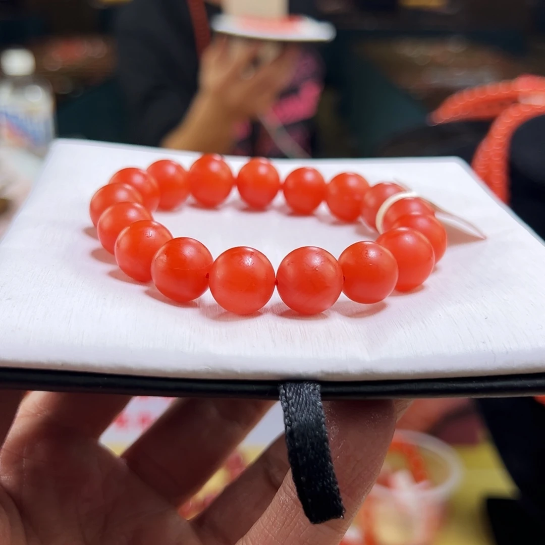 南红玛瑙未镶嵌多样性发一12mmmm哑光