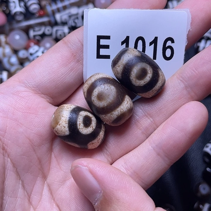 玛瑙/玉髓颈饰未镶嵌赫*中