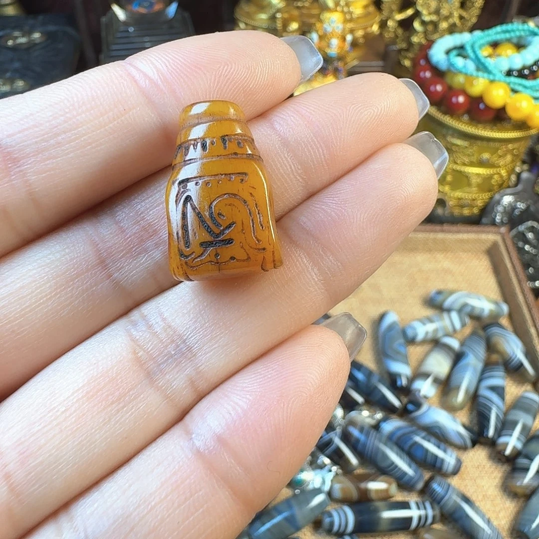 泥塑扎西德勒独特设计