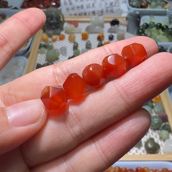 和田玉未镶嵌珠宝半成品