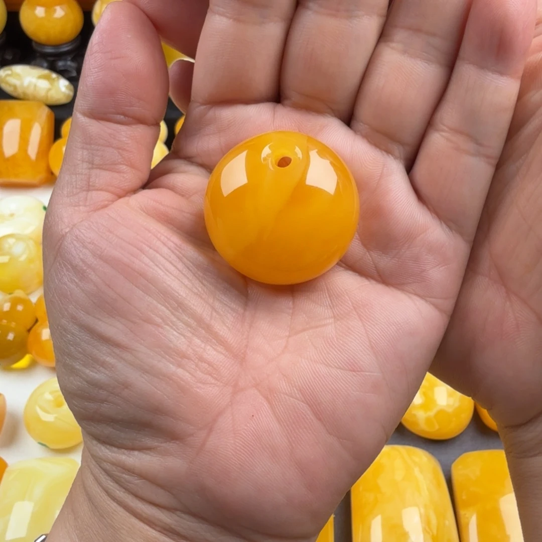 琥珀未镶嵌颈饰纯天然琥珀蜜蜡