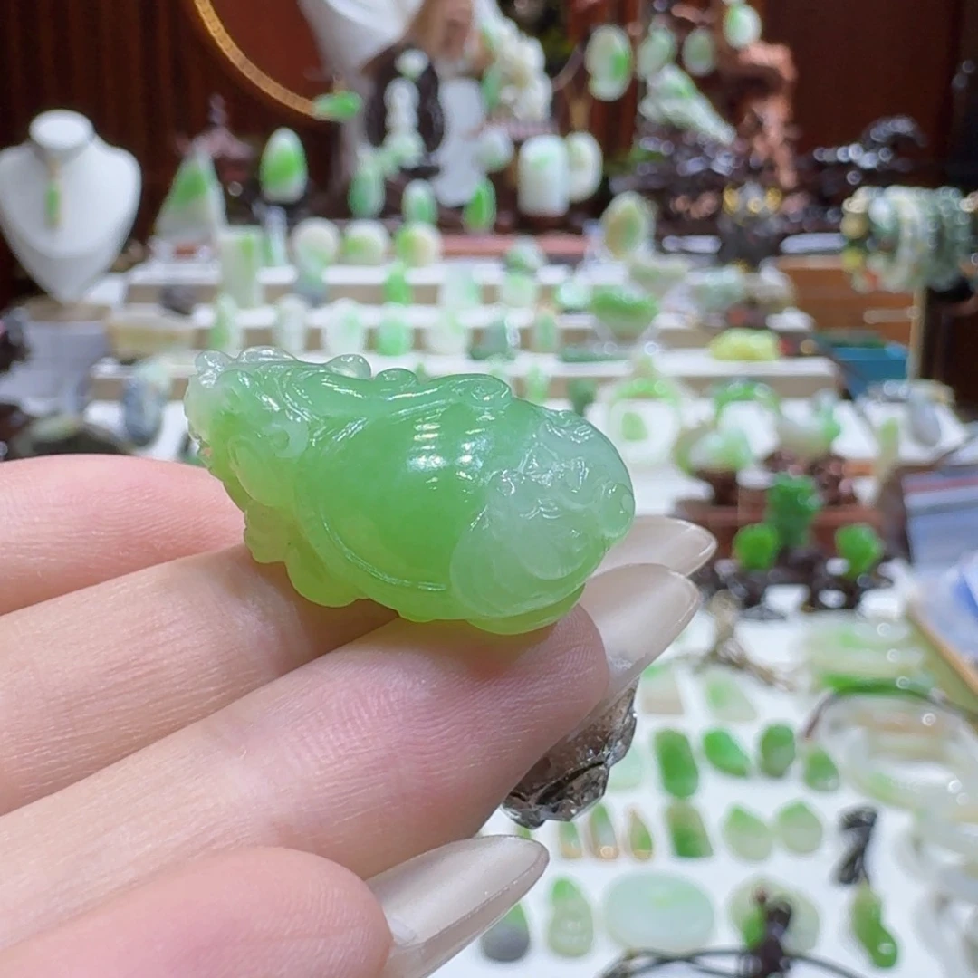 和田玉（翠青玉）未镶嵌挂件翠青龙龟