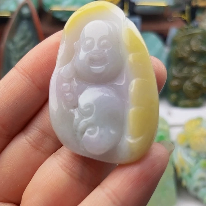 翡翠未镶嵌颈饰挂件
