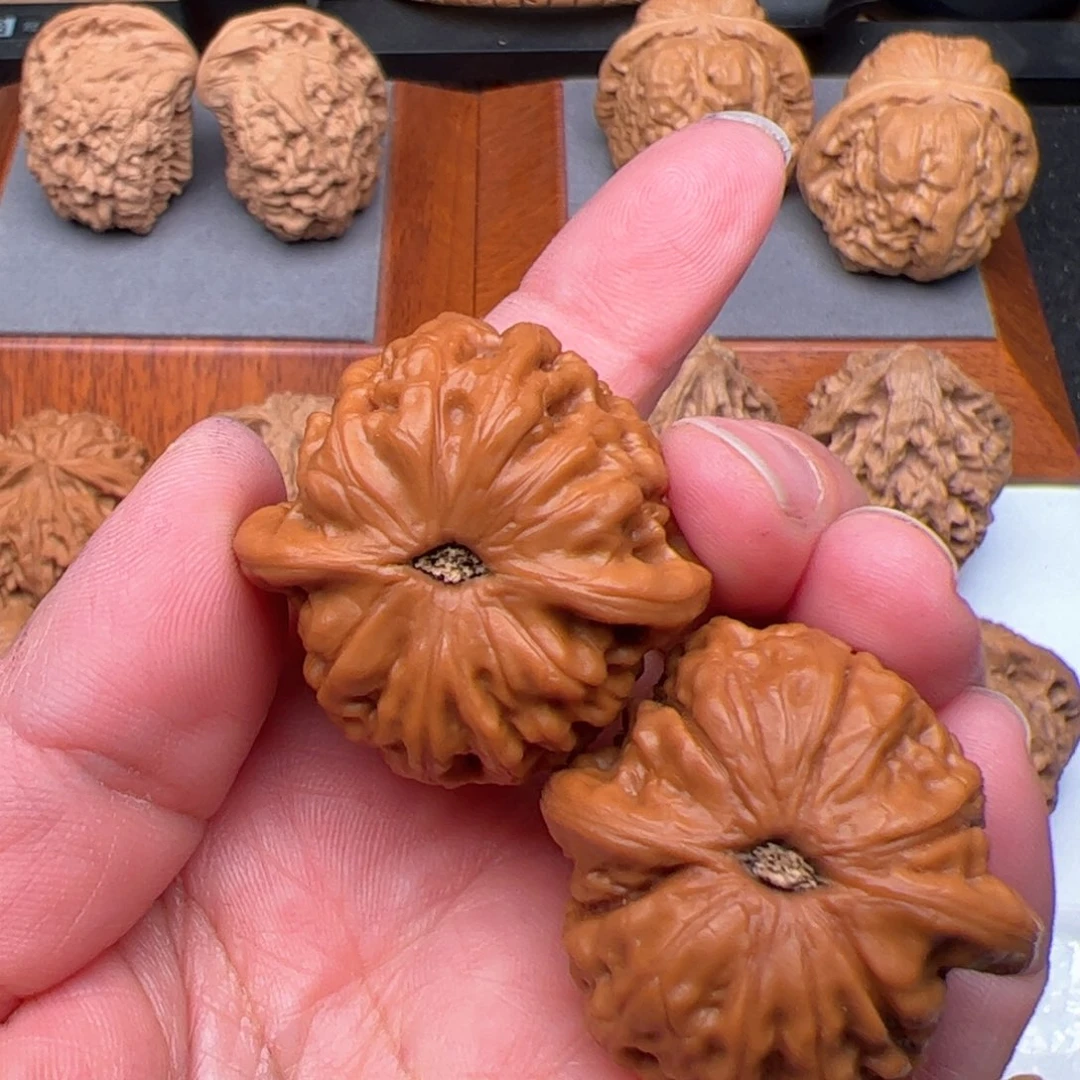 文玩核桃把件战甲