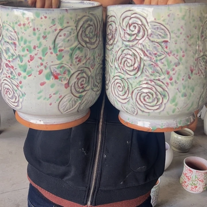 微瑕高度22厘米口径20厘米