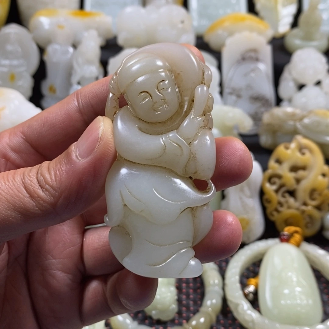 和田玉颈饰未镶嵌