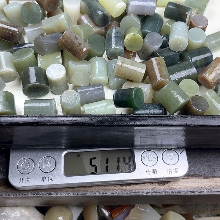 和田玉（糖玉）和田玉边角料9K金镶嵌z*d