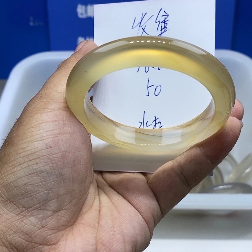 【闪购商品】手镯玛瑙/玉髓未镶嵌财****?