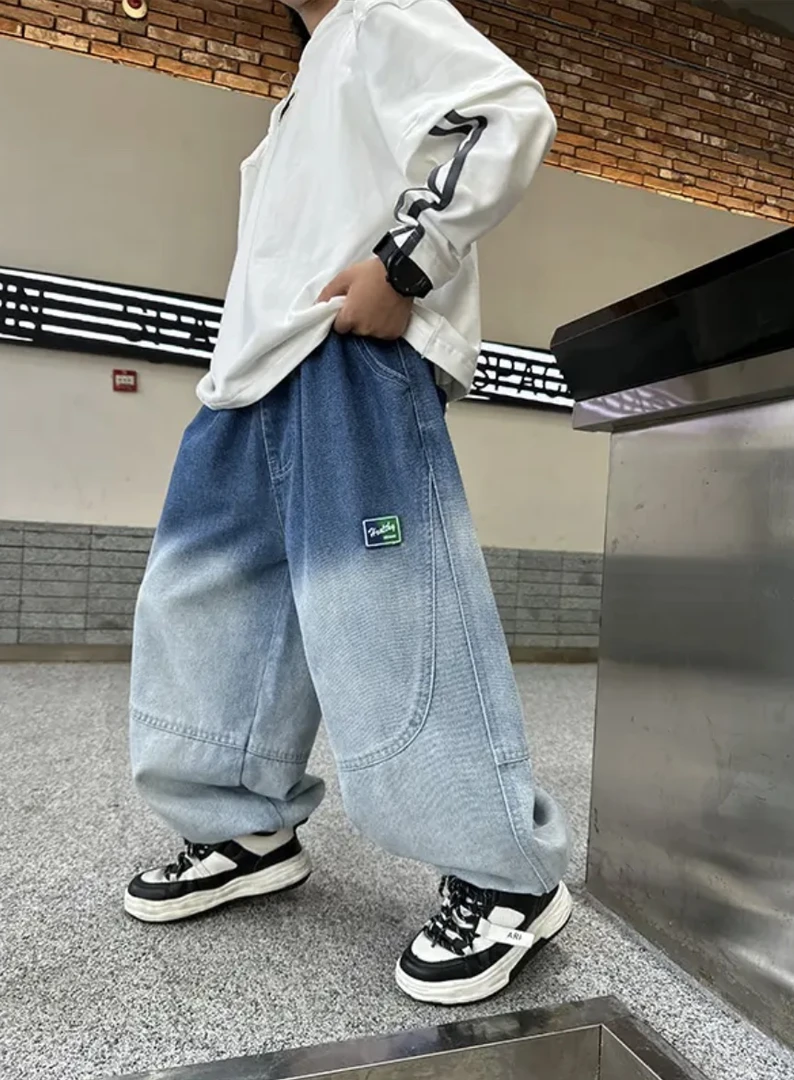 男童牛仔裤春秋2025新款哈伦裤子中大童休闲儿童春季长裤