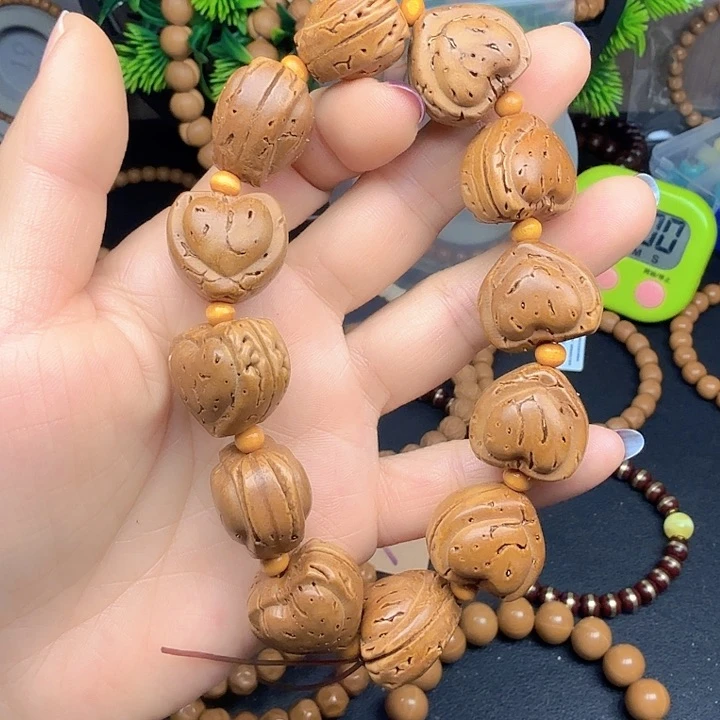 手串猴头核桃桃木饼干