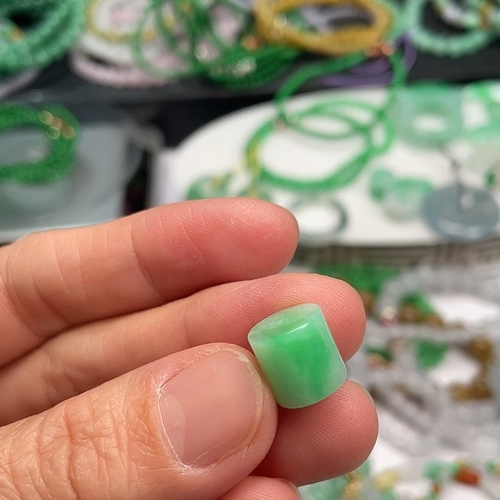 翡翠未镶嵌手链路路通