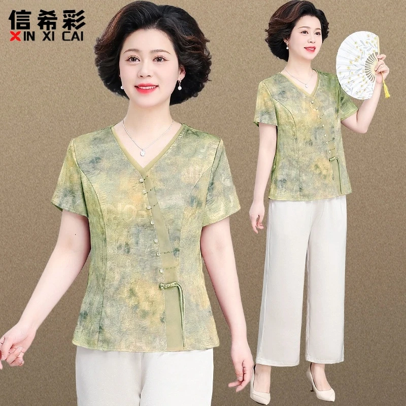 新中式妈妈夏装薄款套装洋气上衣裤子两件套中老年女春夏V领衬衫