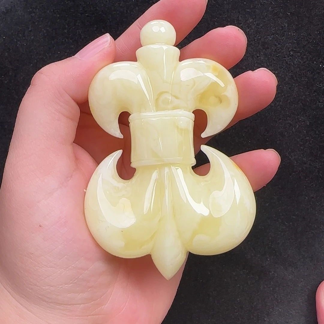 蜜蜡未镶嵌珠宝奇石