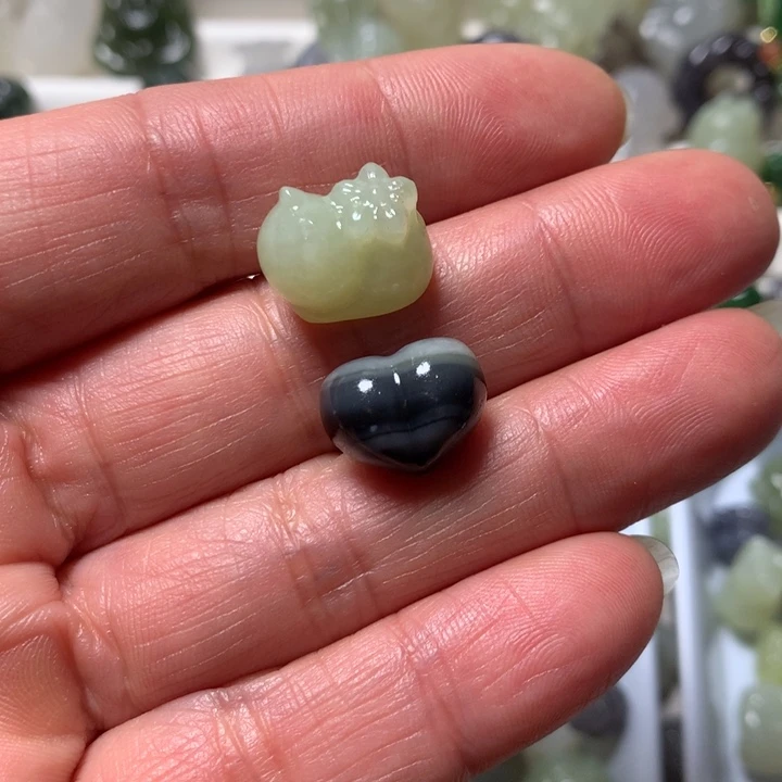 和田玉（糖玉）未镶嵌珠宝奇石