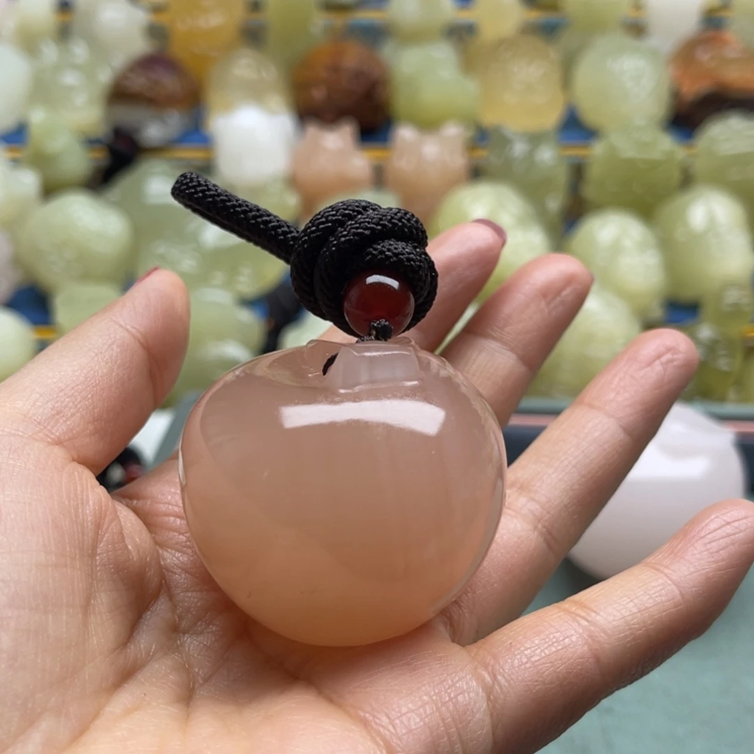 S***信天然雕刻桌面小摆件