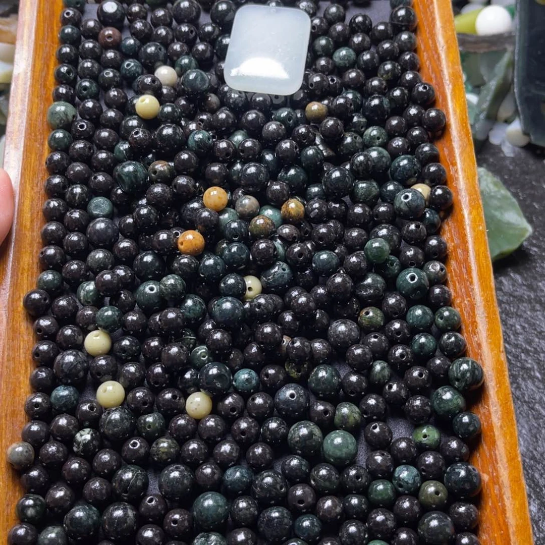 和田玉（糖玉）未镶嵌珠宝半成品