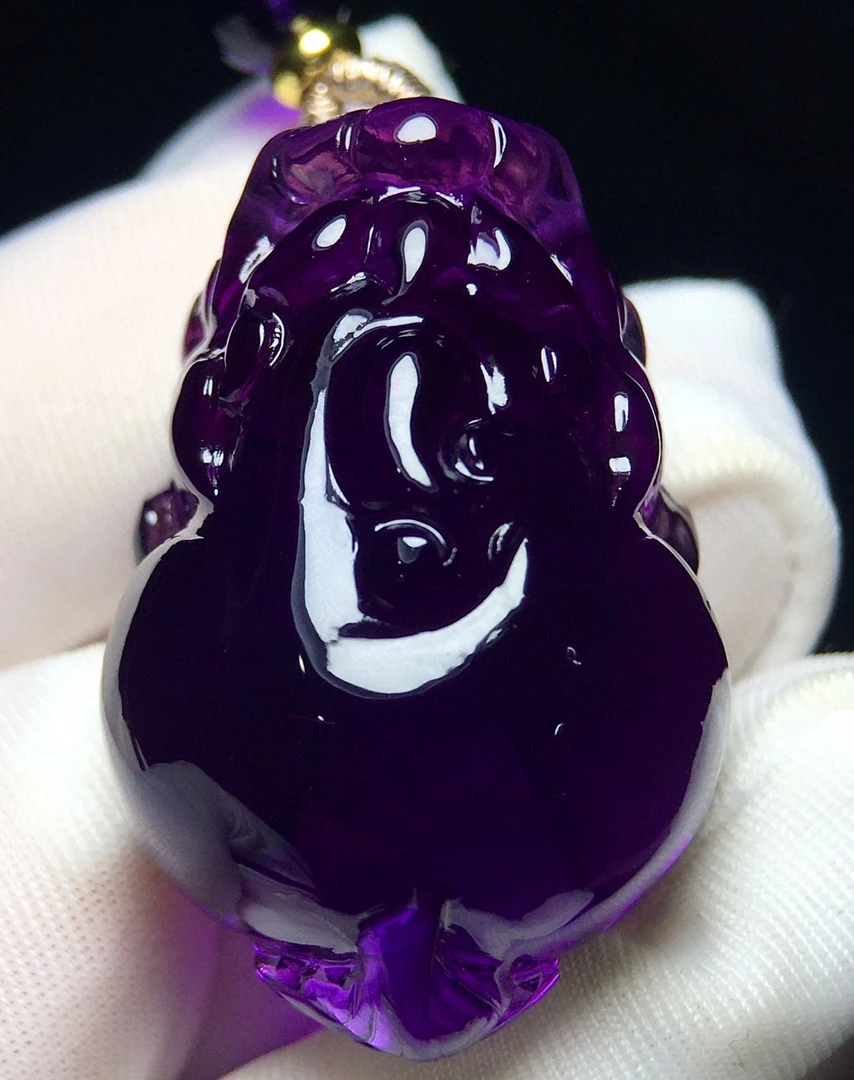 天然紫水晶貔貅吊坠 帝王紫天然色 规格：31.6/21.3/18.5mm21.3克