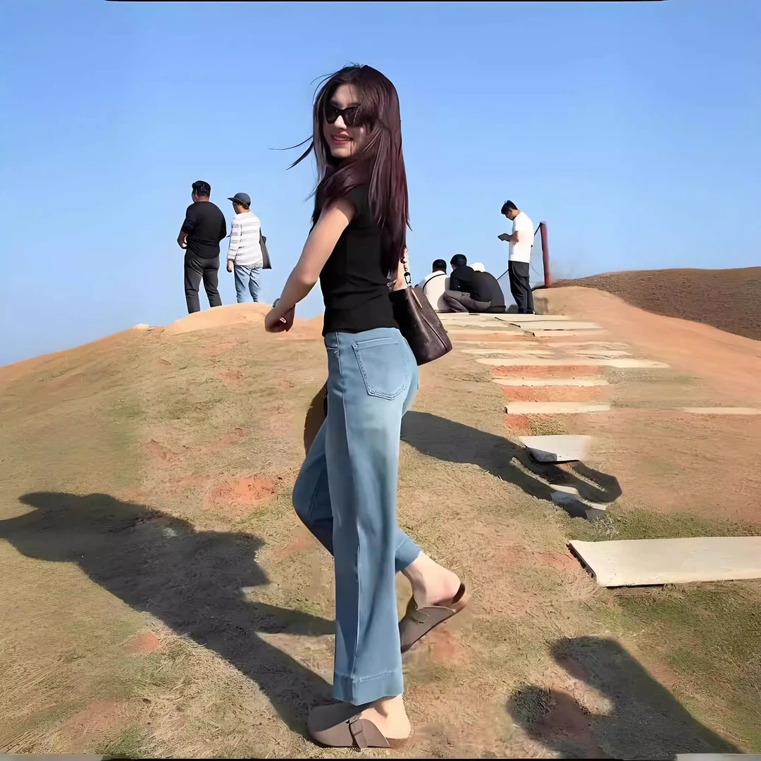 蓝色高腰显瘦直筒牛仔裤女夏季薄款梨形身材垂感九分窄版阔腿裤子
