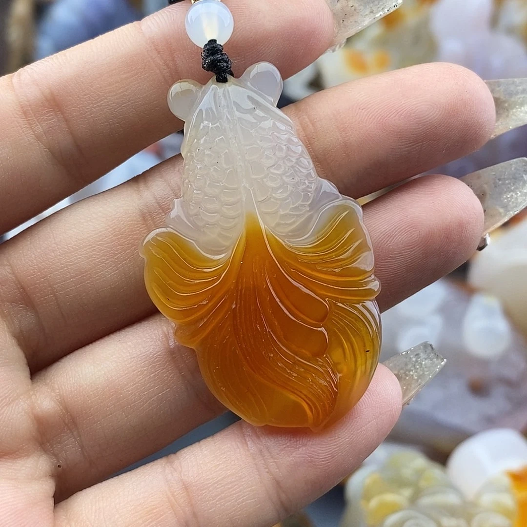 陈***英玛瑙未镶嵌手饰玛瑙