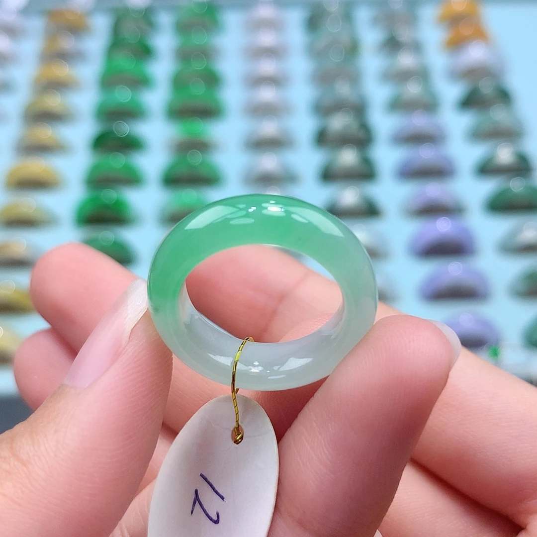 未镶嵌戒指翡翠12圈