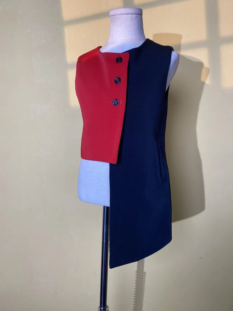 国庆之后发货黑红拼马甲潮服多巴胺潮服模特走秀潮服时尚宝宝