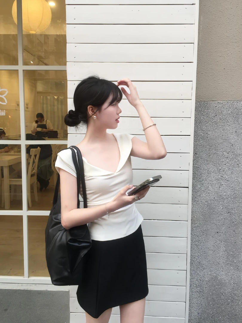 2025夏季新款法式气质甜美气质穿搭娃娃领短袖T恤高腰半身裙套装