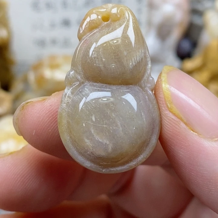 颈饰未镶嵌硅化珊瑚（珊瑚玉）小