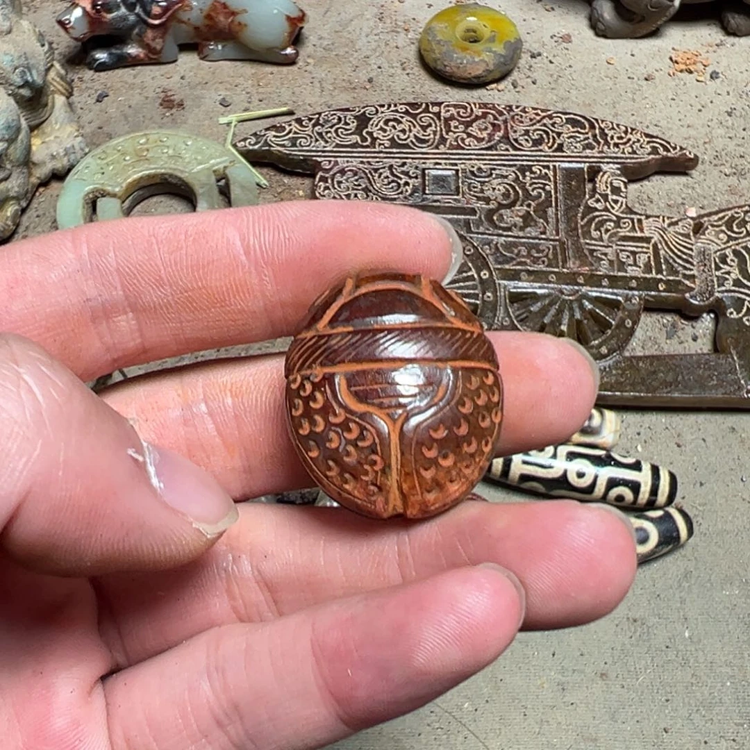 和田玉（糖玉）未镶嵌挂件