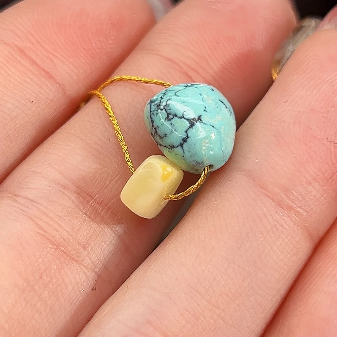 蜜蜡未镶嵌珠宝奇石