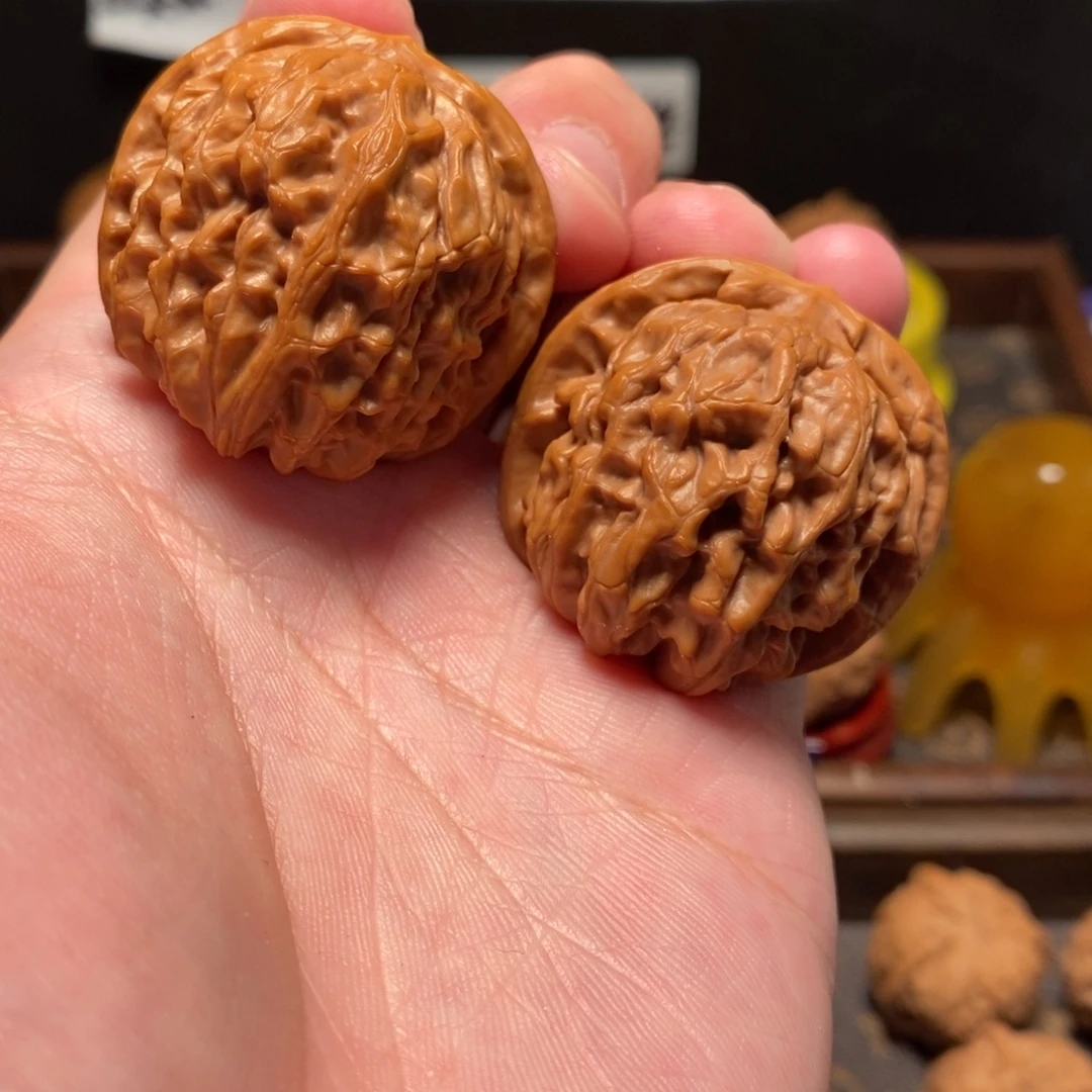 文玩核桃吊坠金麒麟38尺7